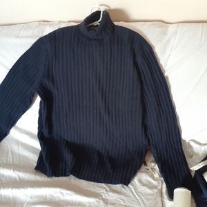 Men's Banana Republic Large Black Recycled Wool Ribbed Turtle Neck Sweater